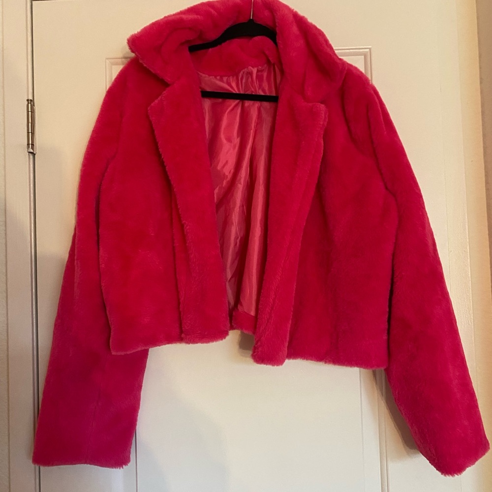 Bright pink cropped faux fur jacket